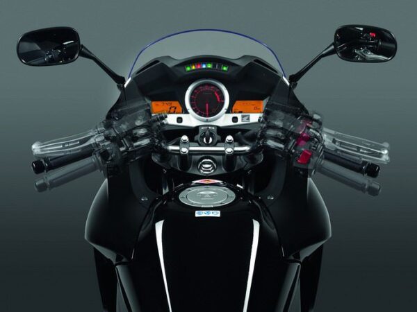 Honda CBF1000 2010 Pearl Nightstar Black cockpit