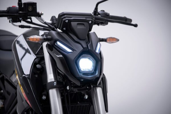 Voge Brivido 125R 2024 headlight