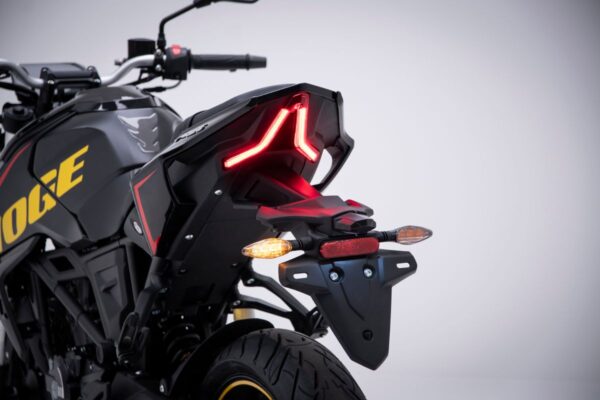 Voge Brivido 125R 2024 Black taillight