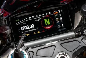 Ducati Panigale V4S 2025 Red dashboard