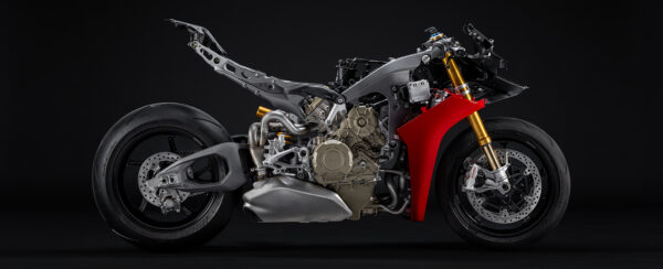 Ducati Panigale V4S 2025 Red frame