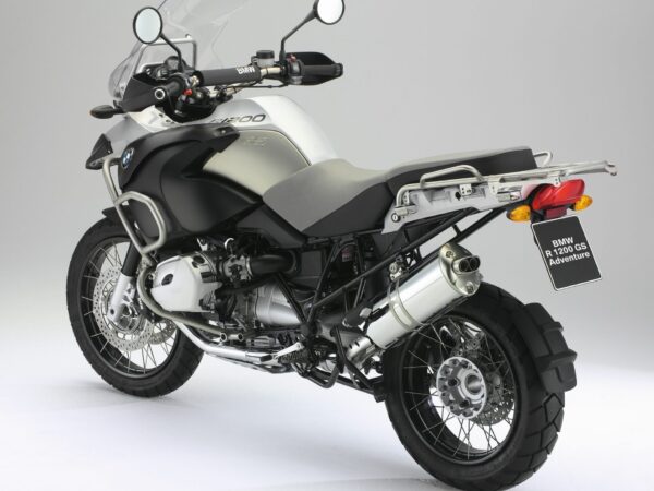 BMW R 1200 GS Adventure 2006 White Aluminium Matt Metallic back