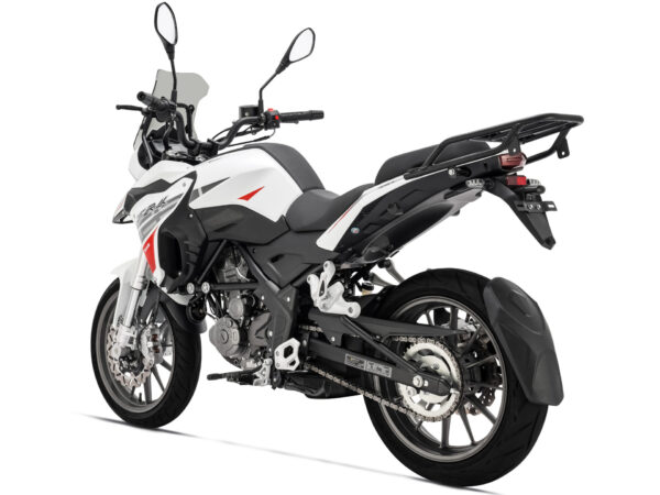 Benelli TRK 251 2024 Pearl White back