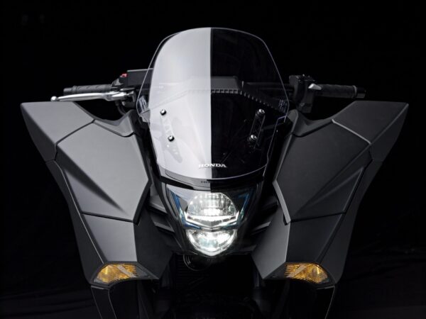 Honda NM4 Vultus 2014 Matt Black headlight