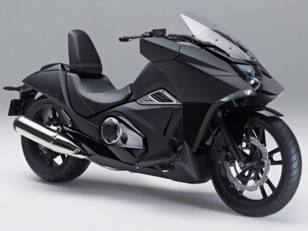 Honda NM4 Vultus 2014 Matt Black front