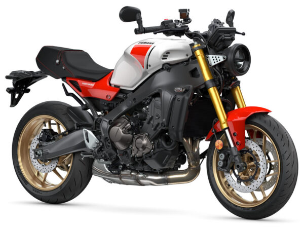 Yamaha XSR900 2025 Legend Red front