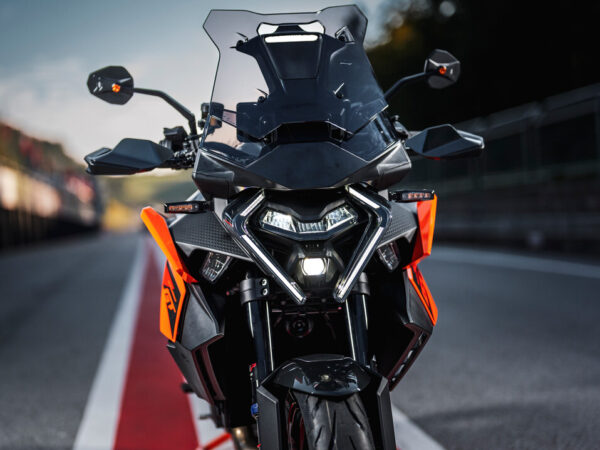 KTM 1390 Super Duke GT 2025 orange headlight