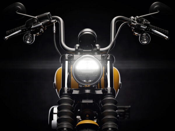 Harley-Davidson Street Bob 2025 Centerline headlight