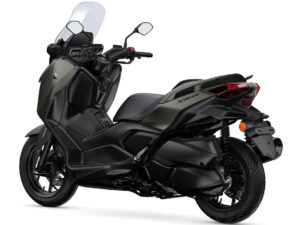 Yamaha XMAX 300 2025 Tech Kamo back