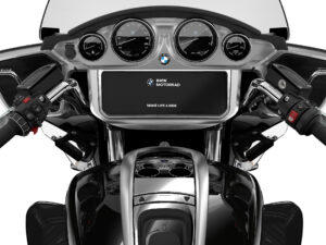 BMW R 18 Transcontinental 2025 Blackstorm Metallic cockpit