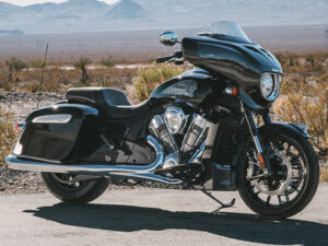 Indian Chieftain PowerPlus 2025 Black Metallic front