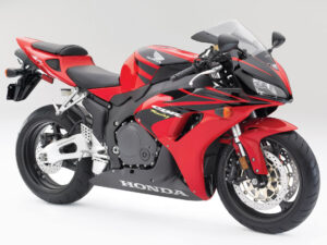 Honda CBR1000RR Fireblade 2006 red front