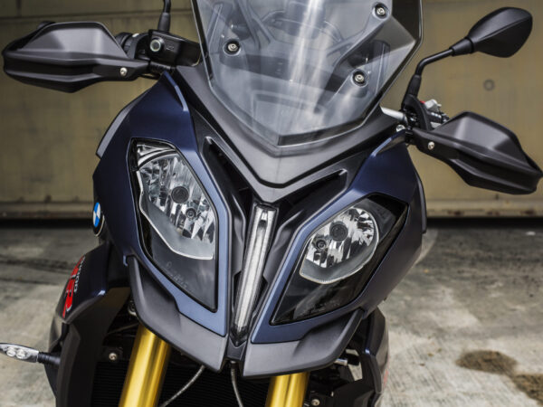 BMW S 1000 XR 2017 Ocean Blue Metallic Matt headlight